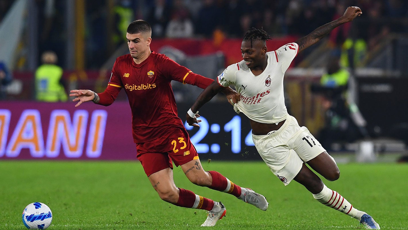 Soi kèo xiên AC Milan vs AS Roma