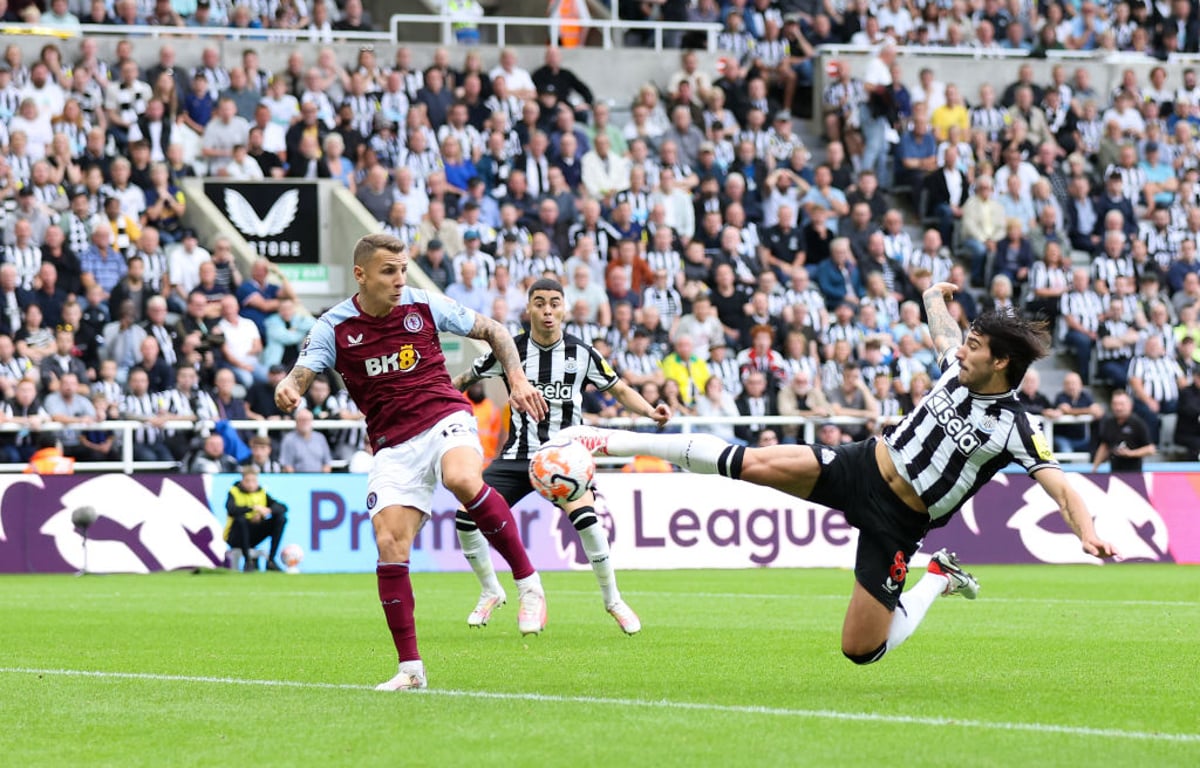 Soi kèo xiên Aston Villa vs Newcastle United